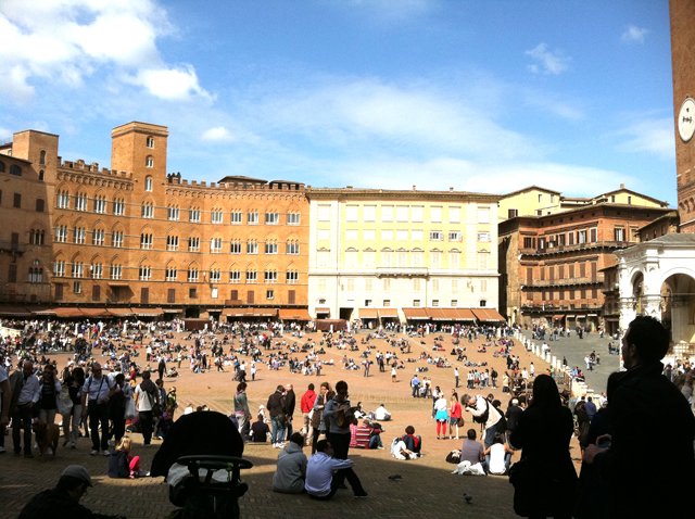 Siena campo Photo by Margie Miklas